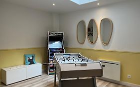 Appartement Avec Vue Sur Les Etoiles Et Salle De Jeux